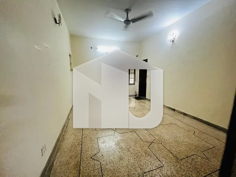 12 Marla House For Rent In I-8/3 Islamabad, photo 7