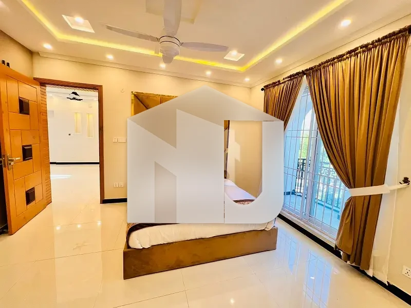 Fully Furnished Luxury House For Rent Having 07 Bedroom 09 bathrooms on prime location, photo 9