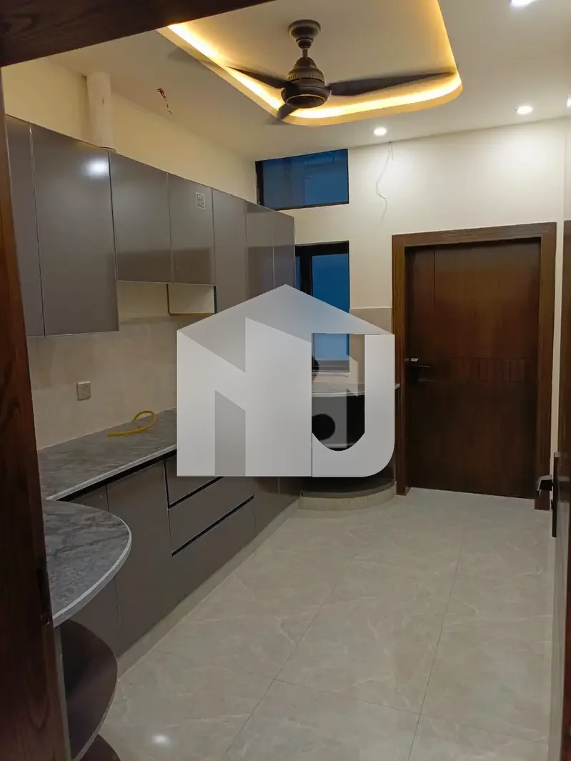 Brand New Triple Storey House Sized 3200 Square Feet In I-8/3, photo 4