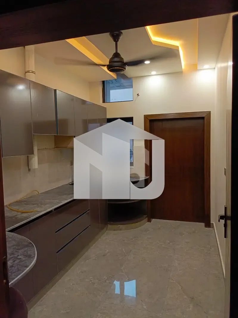 Brand New Triple Storey House Sized 3200 Square Feet In I-8/3, photo 11