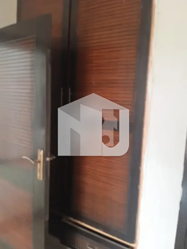 Kanal separate independent entrance ground portion for rent, photo 2