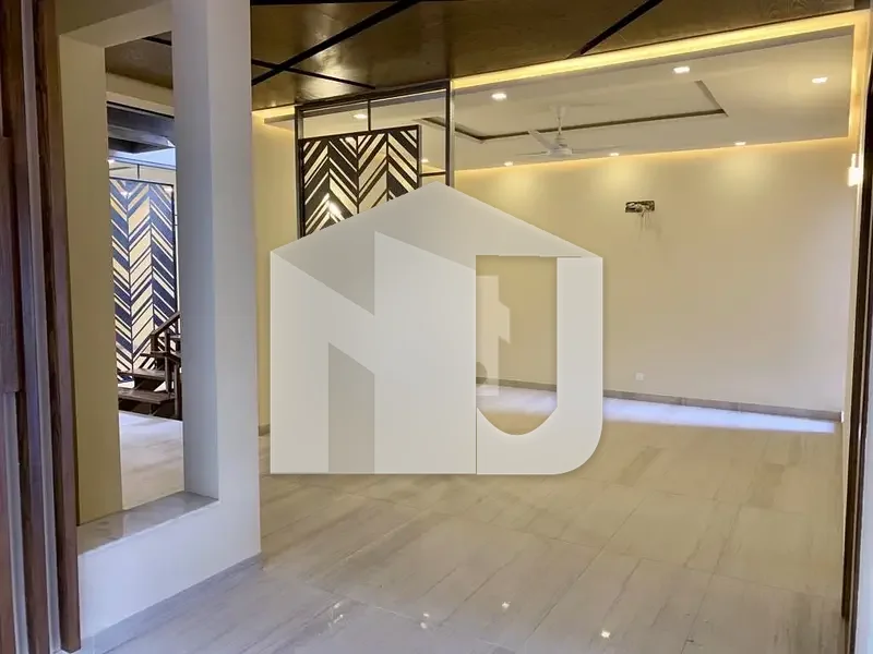 House For Rent In F-7 With Swimming Pool On Prime Location, photo 15