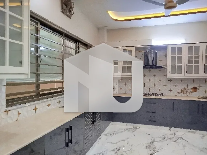 Brand New 666 Sq. Yards House For Rent In F-11, Islamabad, photo 10
