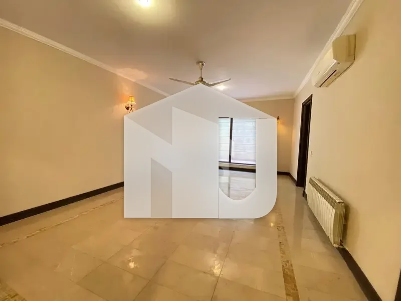 Beautiful House Available For Rent On Prime Location, photo 17
