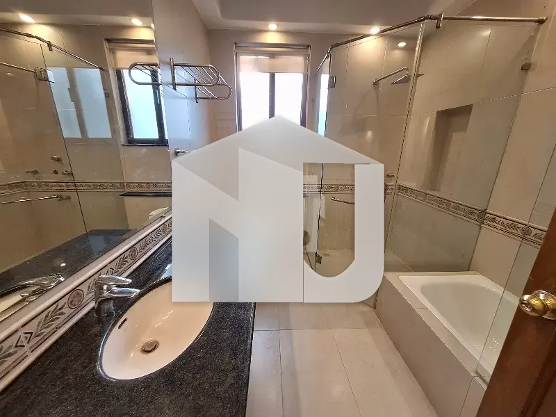 Spacious 6-Bedroom House With Front Garden Available For Rent In F-8 Islamabad, photo 7