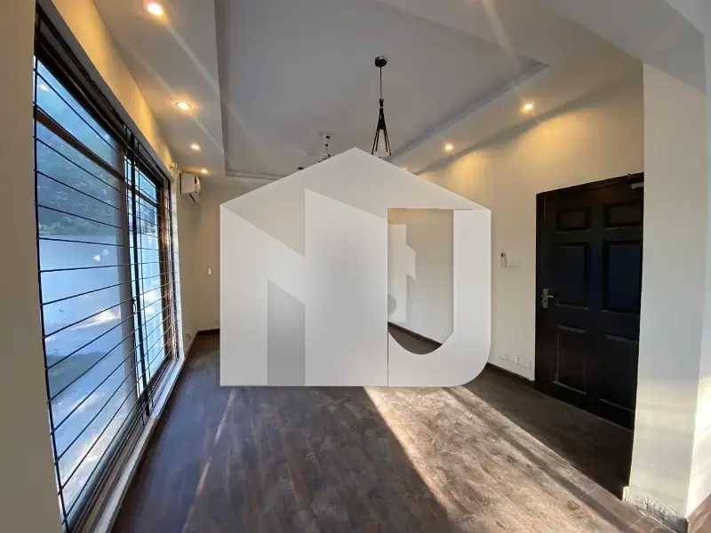 Luxurious Villa On Extremely Prime Location Available For Rent In Islamabad, photo 13