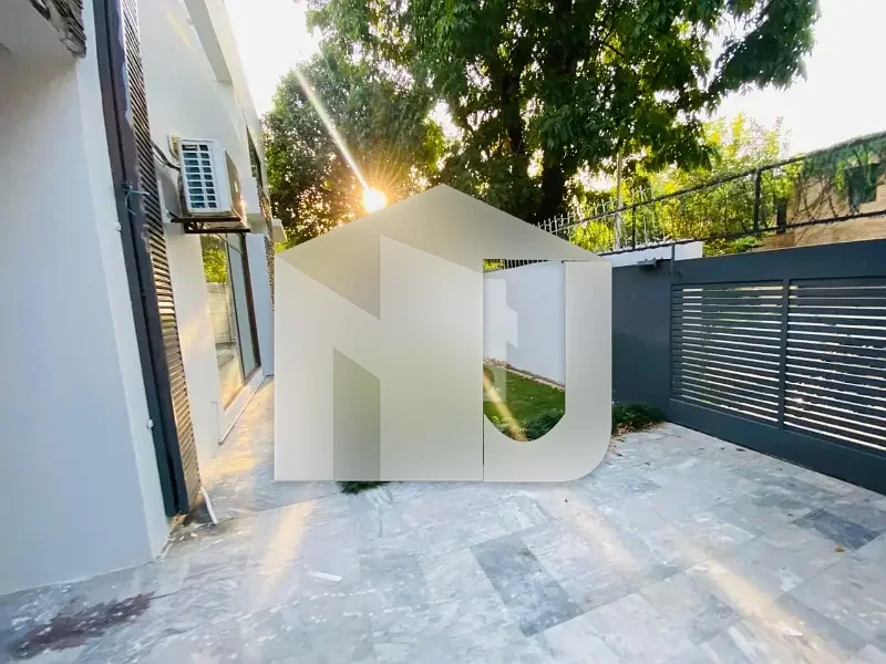 Luxurious Villa On Extremely Prime Location Available For Rent In Islamabad, photo 3