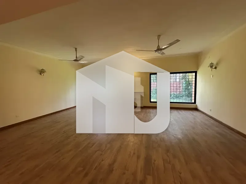 E-7 Prime Location Fully Renovated Luxury House Available For Rent., photo 17