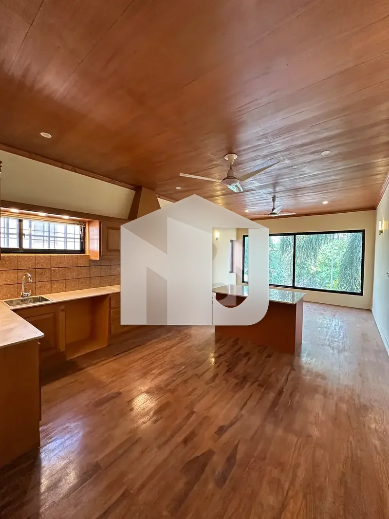 E-7 Prime Location Fully Renovated Luxury House Available For Rent., photo 2
