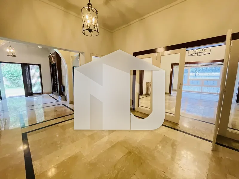 F-8 Margalla Facing House Available For Rent ., photo 17