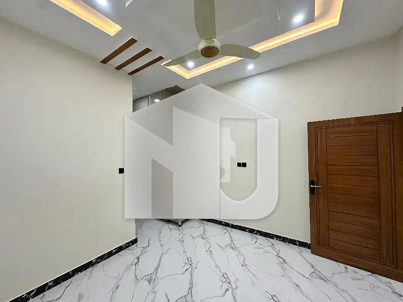 8 Marla Brand New House Available For Rent In B-17 Multi Gardens Islamabad, photo 4