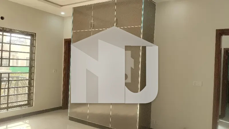 8 Marla Brand New Beautiful House Available For Rent In PHAF Kuri Road Islamabad, photo 6