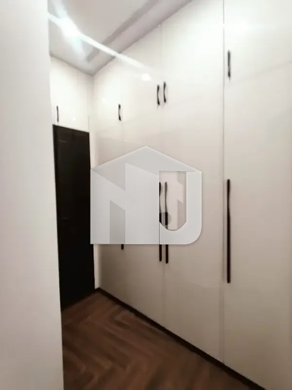 10 Marla Brand New Designer House, photo 15