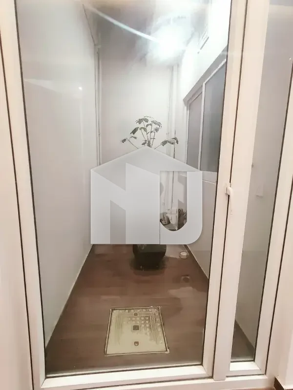 10 Marla Brand New Designer House, photo 5