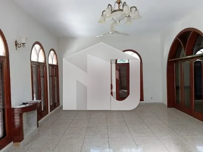 FOR RENT Livable 10-Bedrooms Double Storey House F_6/2, photo 9