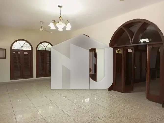 FOR RENT Livable 10-Bedrooms Double Storey House F_6/2, photo 2