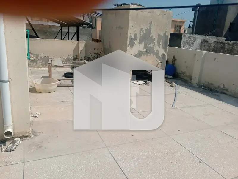 8 Marla House for Rent in C1 MPCHS Islamabad | Basement + Ground + Top Floor | Near Markaz, Masjid & Park, photo 2
