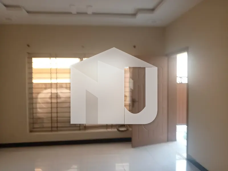 8 Marla House for Rent in C1 MPCHS Islamabad | Basement + Ground + Top Floor | Near Markaz, Masjid & Park, photo 16