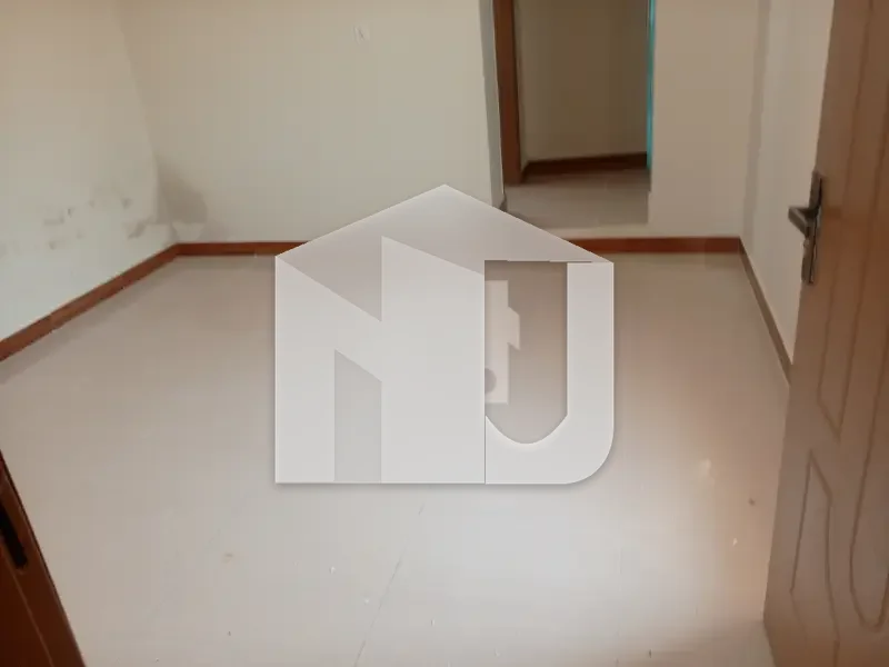 8 Marla House for Rent in C1 MPCHS Islamabad | Basement + Ground + Top Floor | Near Markaz, Masjid & Park, photo 3