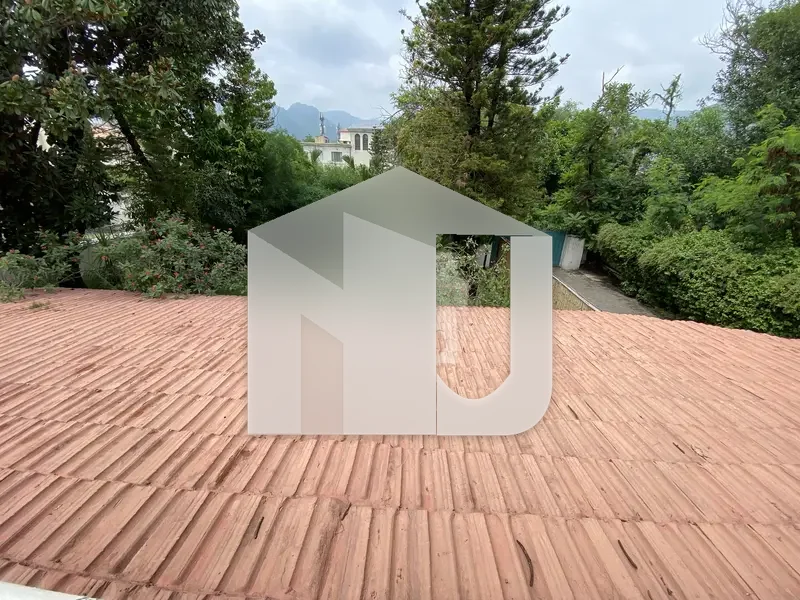 Beautiful House Available For Rent With Big Lawn On Prime Location, photo 30