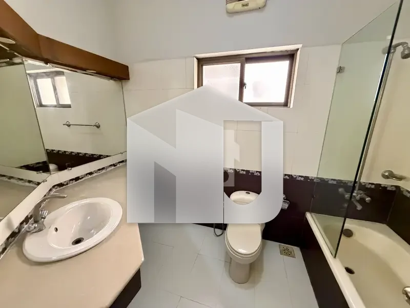 House For Rent With Basement In F-7 On Prime Location, photo 7