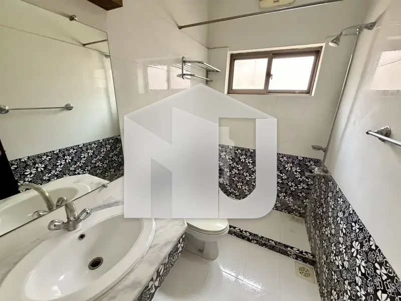 House For Rent With Basement In F-7 On Prime Location, photo 11