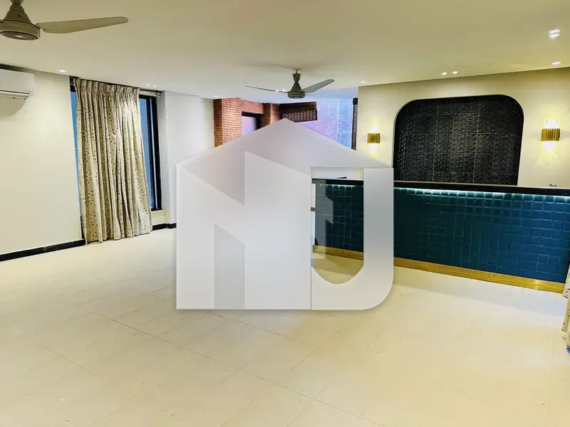 Luxurious House For Rent In F-7 On Prime Location, photo 26