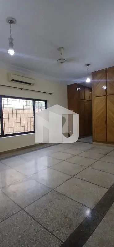 1 Kanal Double Storey House Available For Rent In F11, photo 11