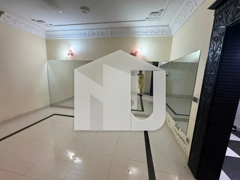 S[PACIOUS AND BRIGHT HOUSE FOR RENT IN G-6, photo 25