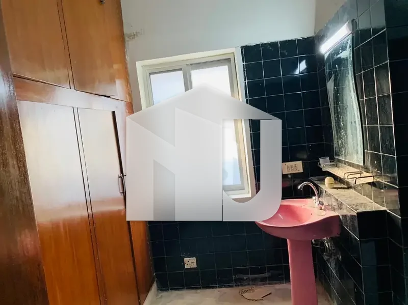 F-6/2 FULL HOUSE FOR RENT WITH EXTRA LAND, photo 9