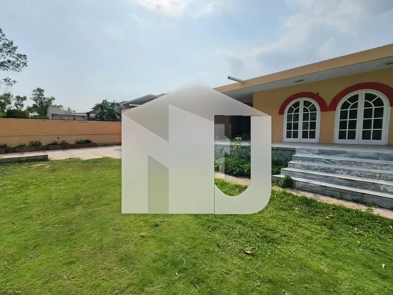 F-6/2 FULL HOUSE FOR RENT WITH EXTRA LAND, photo 2