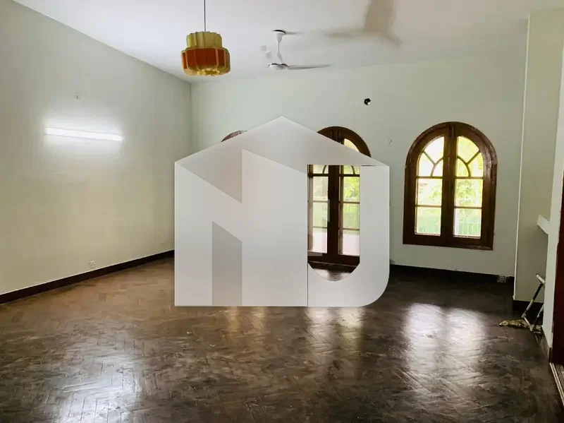 F-6/2 FULL HOUSE FOR RENT WITH EXTRA LAND, photo 8