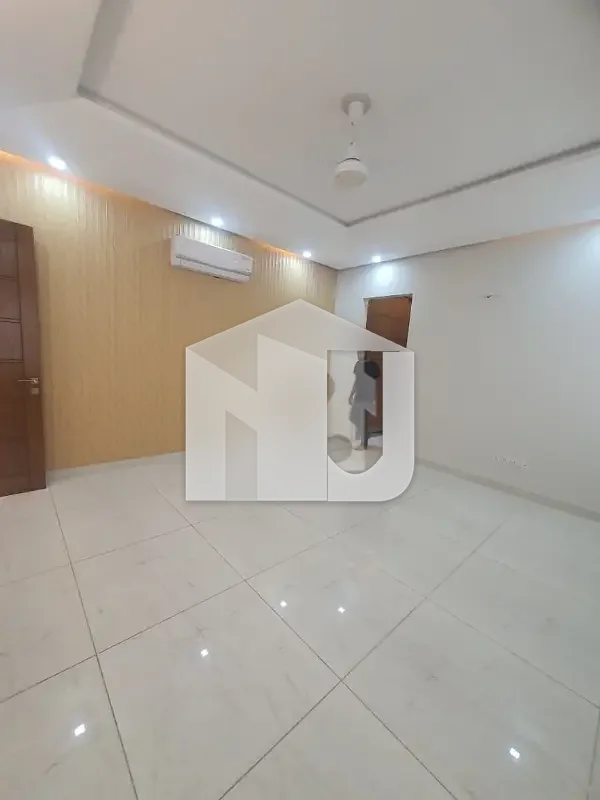 RENNOVATED BRIGHT HOUSE FOR RENT IN F-6, photo 4