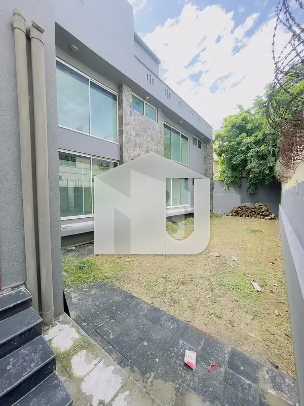 RENNOVATED BRIGHT HOUSE FOR RENT IN F-6, photo 22