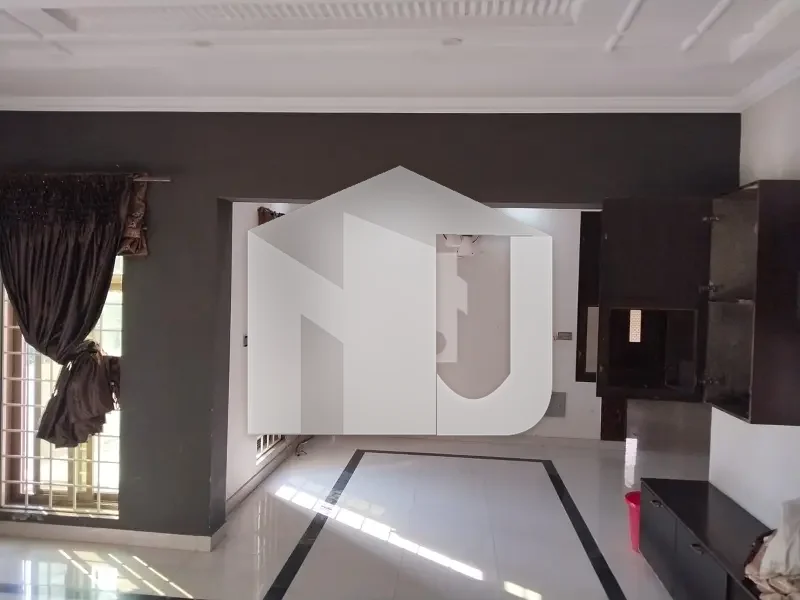 BEAUTIFUL HOUSE AVAILABLE FOR RENT IN G-6, photo 17