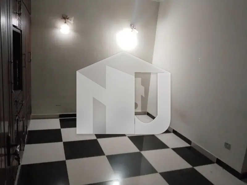 BEAUTIFUL HOUSE AVAILABLE FOR RENT IN G-6, photo 9