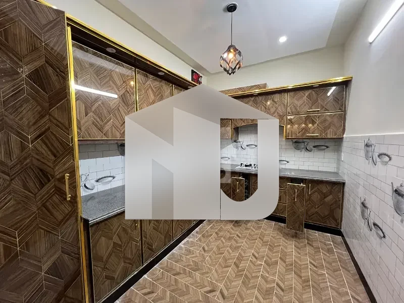 Brand New Tile flooring double story house available for rent, photo 7