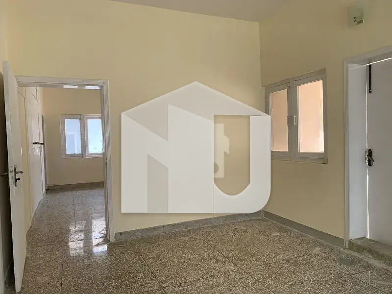 Like New 5 Bedrooms House With Gareen Lawn For Rent In F-7 Islamabad, photo 4