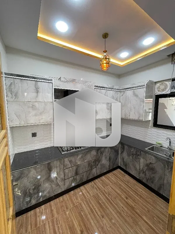 5 Marla Brand New House For Rent, photo 6