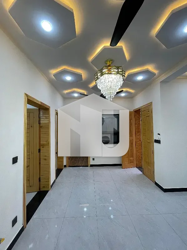 5 Marla Brand New House For Rent, photo 3