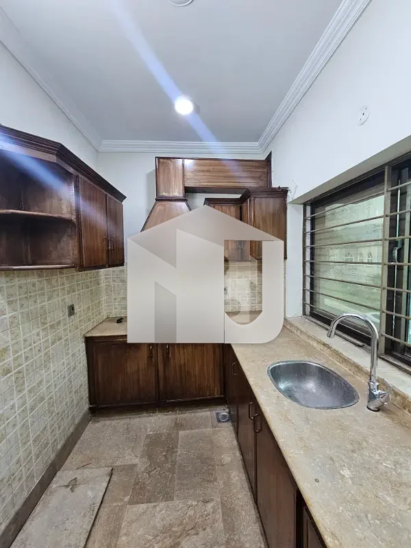 E-11/2 6 Marla house available for rent in e11 Islamabad, photo 7