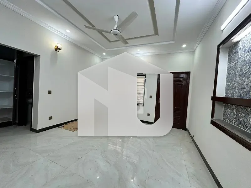 Get In Touch Now To Rent A 3200 Square Feet House In G-15/2, photo 4