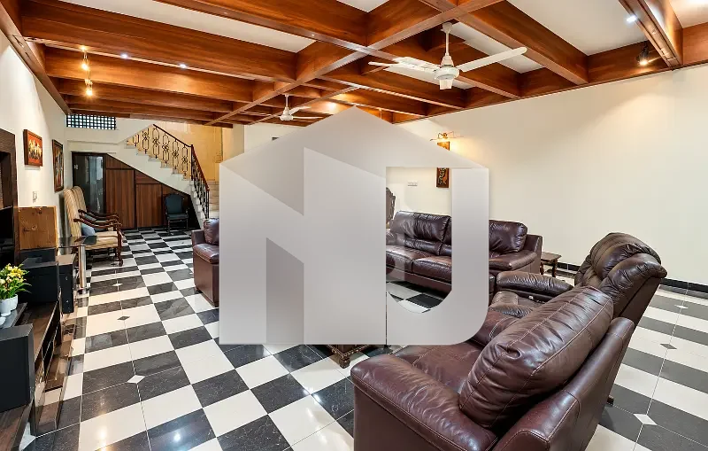 1000 SQYD Beautiful California Style House Is For RENT, photo 24
