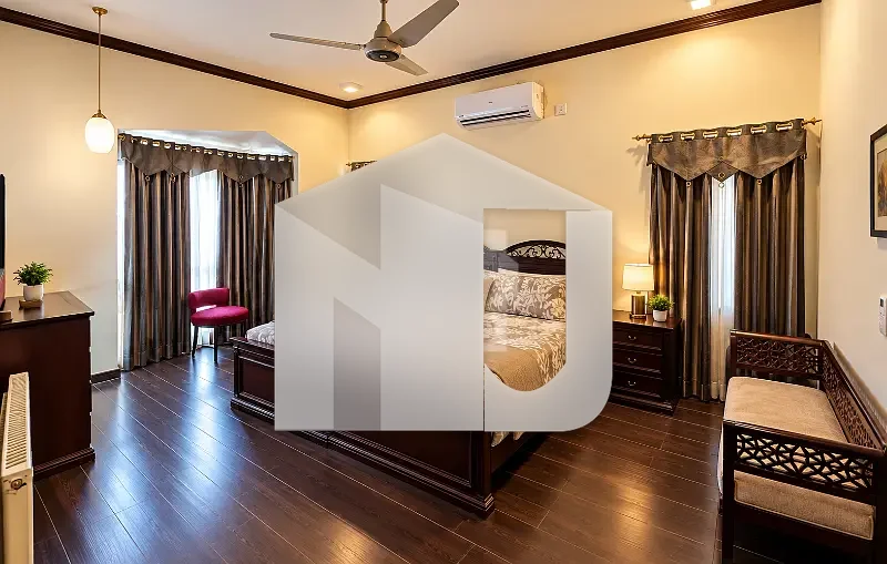 1000 SQYD Beautiful California Style House Is For RENT, photo 15