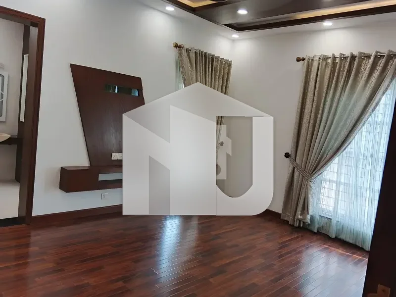 Brand New Lavish House For Rent In Sector F-8 Islamabad, photo 10