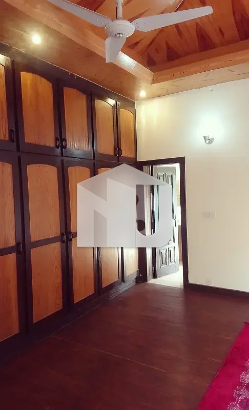 2.5 Kanal Beautifully Built Double Storey House Available For Rent In Bani Gala, Islamabad, photo 20