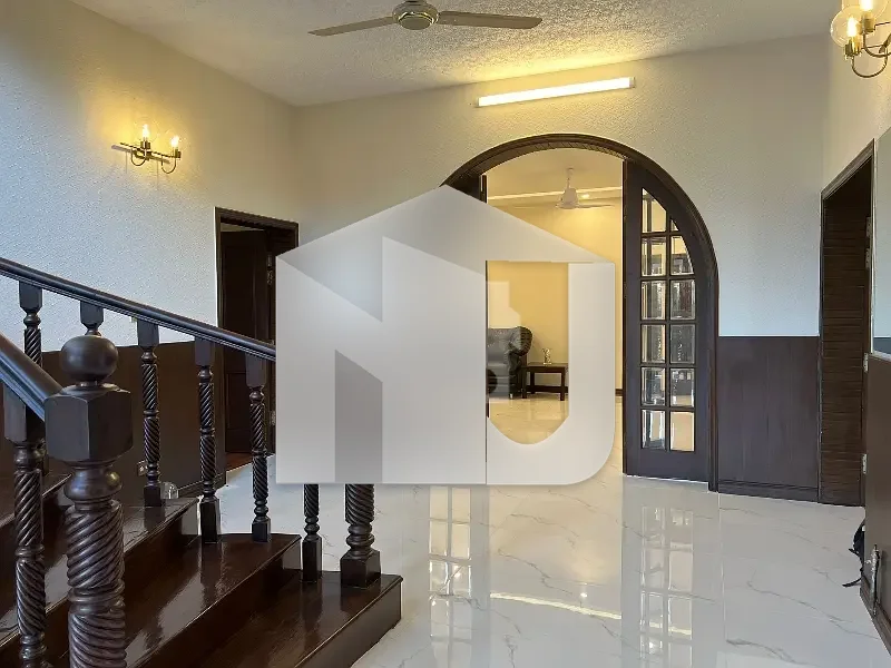Peaceful Location Unfurnished Lavish House For Rent F-10 Islamabad, photo 7