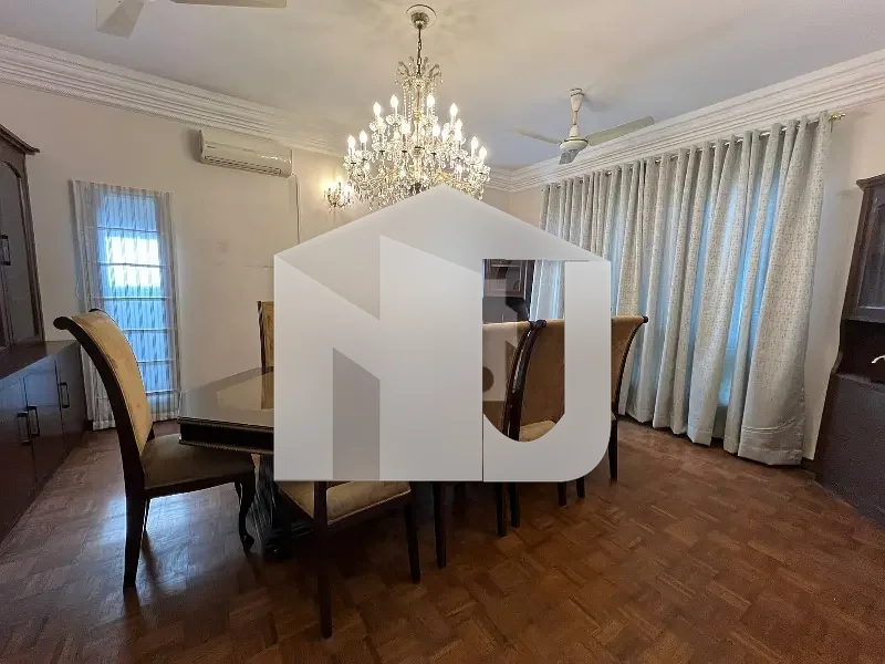 Peaceful Location Unfurnished Lavish House For Rent F-10 Islamabad, photo 6