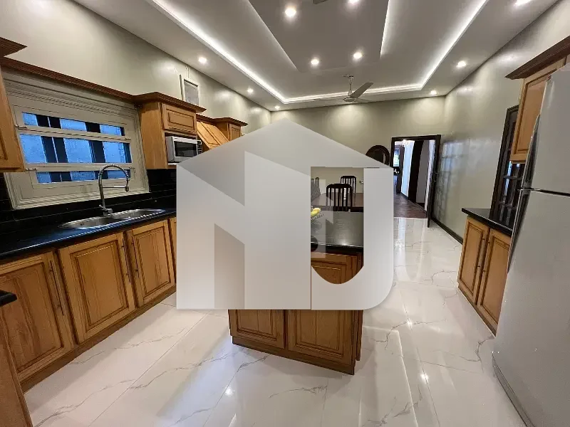 Peaceful Location Unfurnished Lavish House For Rent F-10 Islamabad, photo 9