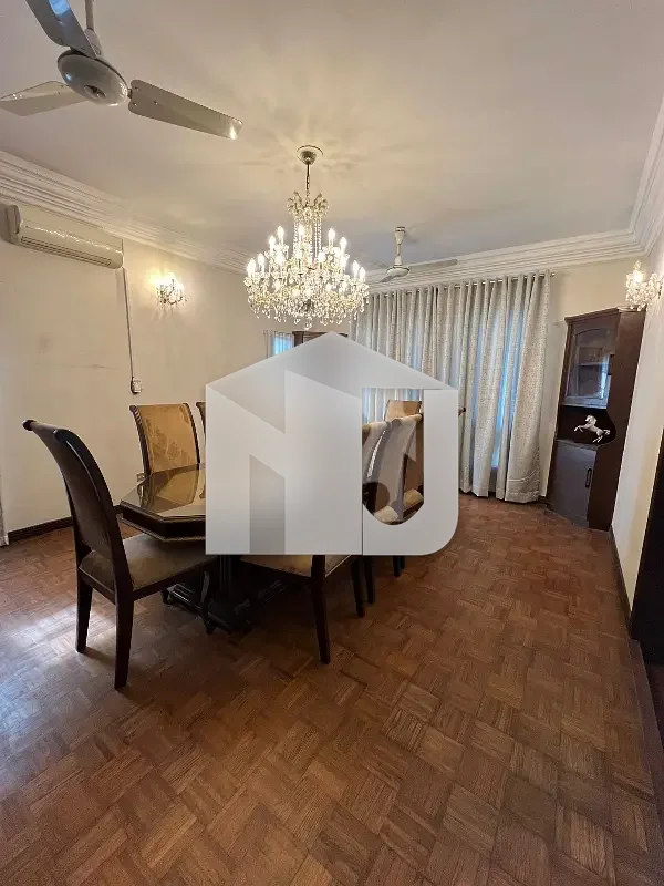 Peaceful Location Unfurnished Lavish House For Rent F-10 Islamabad, photo 5